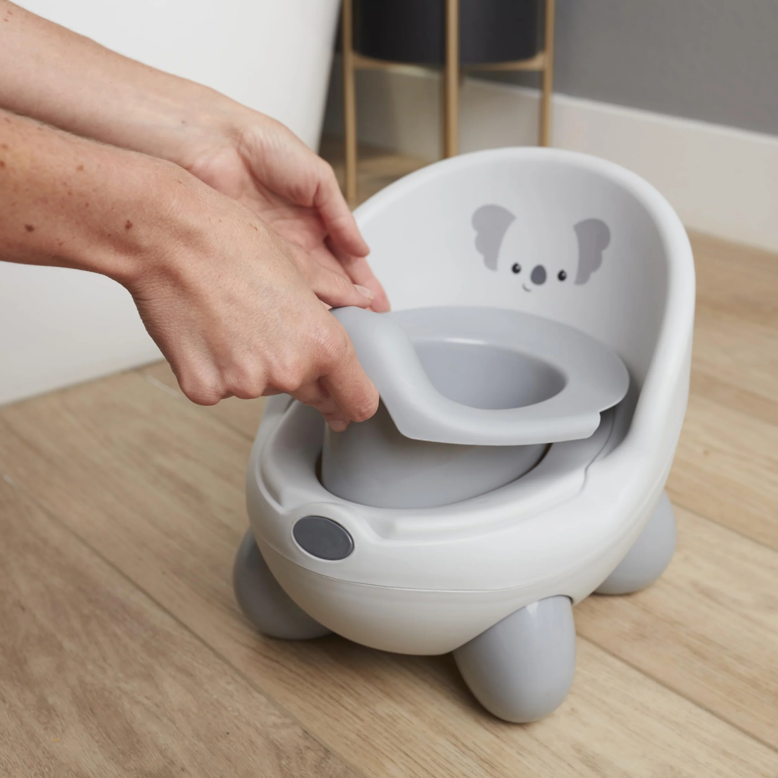 Infantino Vasino per Bambini, Ciotola Rimovibile con Paraspruzzi, Piedini Antiscivolo, Comodo Supporto Posteriore Sagomato, Unisex Bambini, Koala Grigio