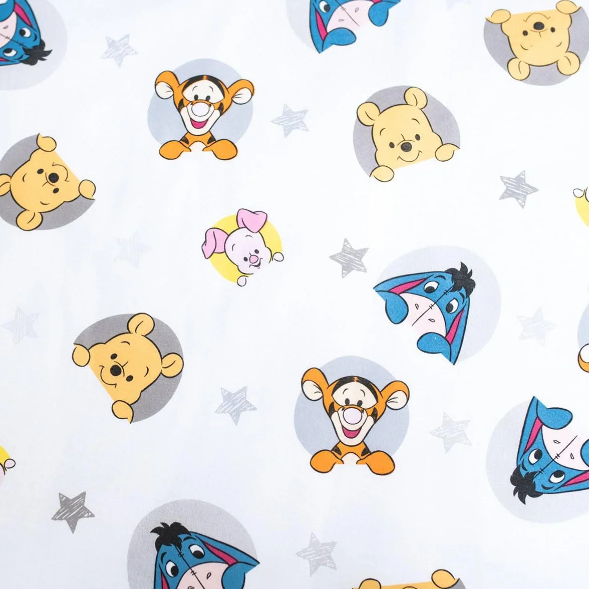 Jerry Fabrics Set di biancheria da letto Winnie the Pooh e i suoi amici per neonati o lettini, copripiumino reversibile 100 x 135 cm + federa 40 x 60 cm, 100% cotone, con Tigro, Ih-Oh e Porcellino