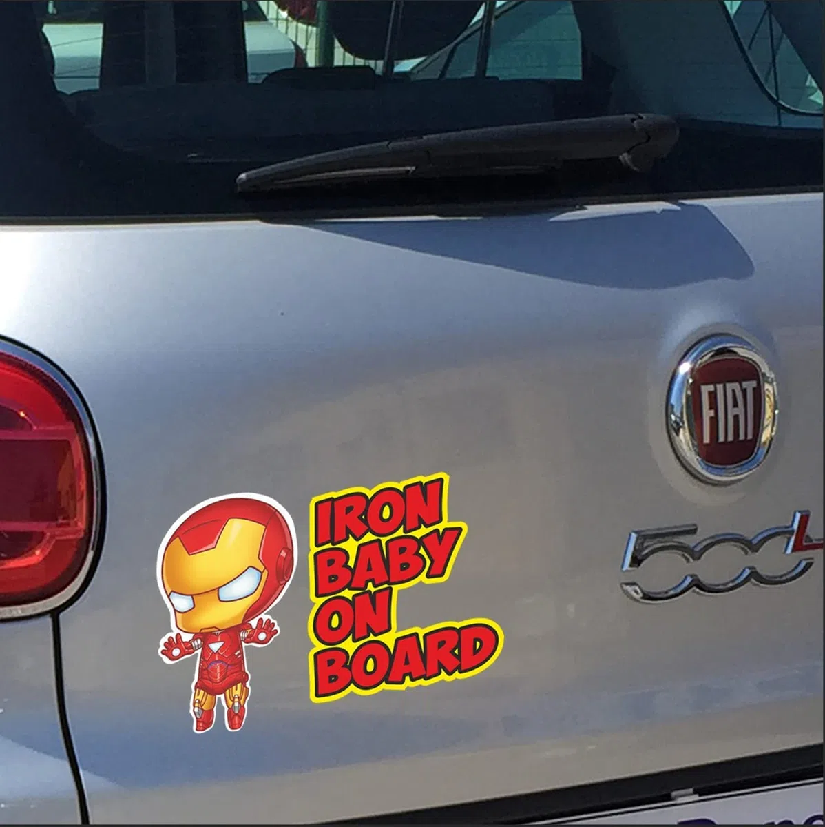 Adesivi per Auto Baby on Board Bimbo a Bordo Super Eroi personaggio a scelta Bebè a bordo/Bebè In Car Decalcomanie Etichetta Sticker adesivo divertente (Iron-Baby)