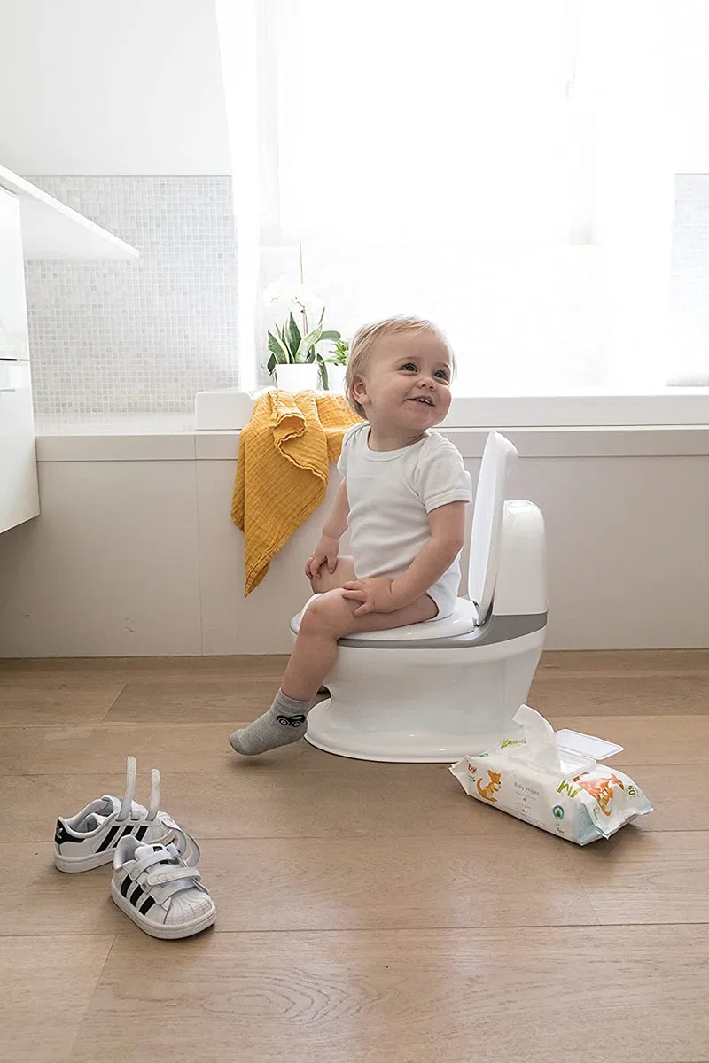 Nuby Dr. Talbot's - My Real Potty - Vasino per bambini con suono di sciacquone - Allenatore di toilette per bambini - con suono reale e batterie incluse - WC grigio e bianco - 18+ mesi