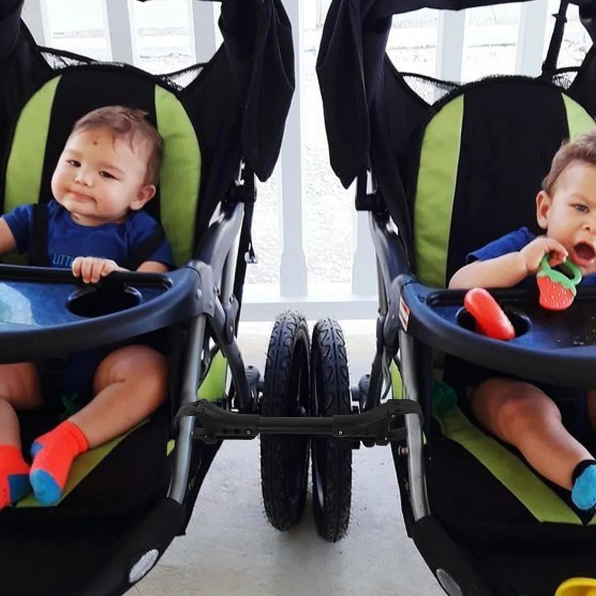 Connettore per Passeggini Gemellari 2 Pezzi in Alluminio Nero, Collegatore Doppio per Carrozzine, Accessorio Esterno per Unire Due Passeggini Insieme, Uso Pratico per Famiglie