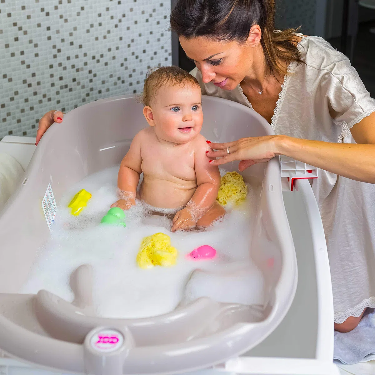 OKBABY Onda Evolution - Vaschetta dal Design Ergonomico con Seduta Antiscivolo per il Bagnetto del Neonato 0-12 Mesi - Verde