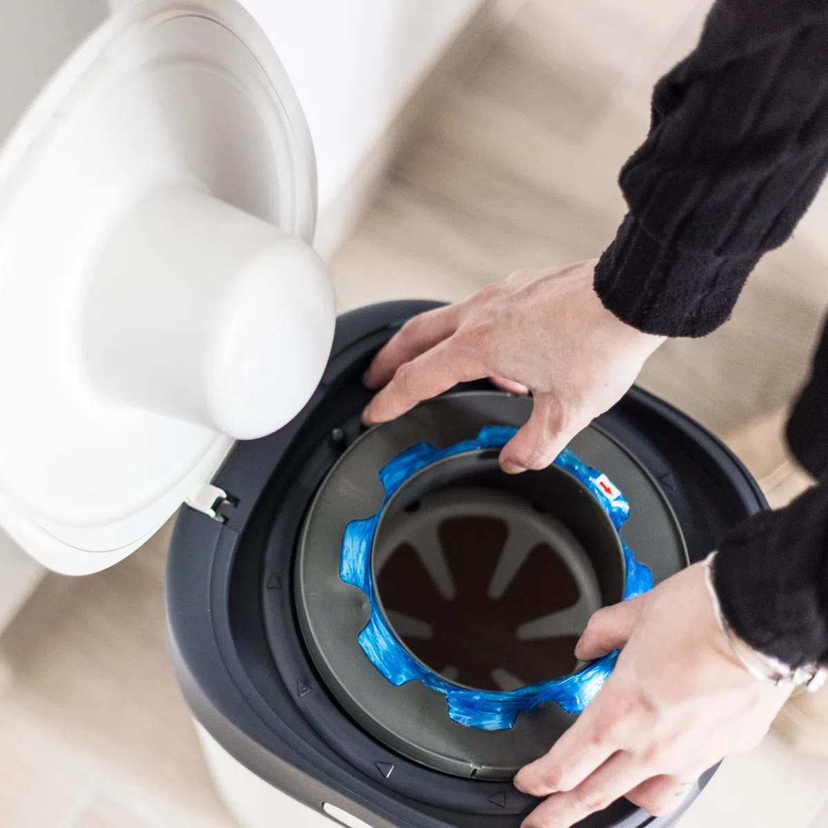 Ricarica Compatibile con Sistema di Smaltimento Avanzato per Pannolini Tommee Tippee Twist and Click. Confezione da 5 Ricariche Profumate, Facili e Convenienti