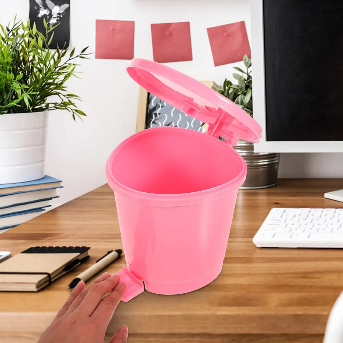 Zerodeko Pattumiera Fragola Simpatico Pattumiera Con Coperchio A Pedale Cestino Kawaii Cestino Della Carta Straccia Secchio Della Carta Straccia Per Cameretta Bambina Decorazioni Per La