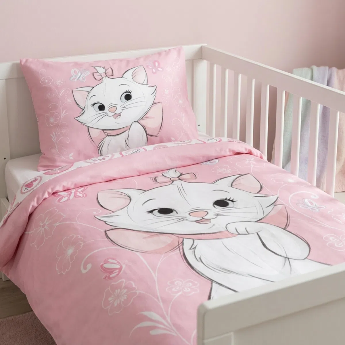 Copripiumino singolo bambina Minou Gli Aristogatti 100 x 135 cm e federa 40 x 60 cm | lenzuola letto per materasso da 60x120 a 70x140 cm | Biancheria 100% cotone