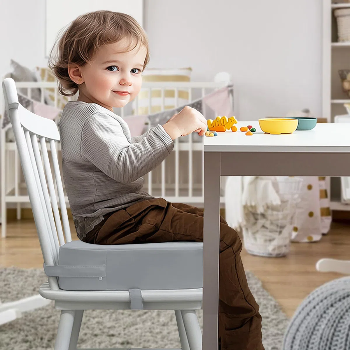Seggiolone per bambini, per tavolo da pranzo, smontabile, portatile, in pelle PU, con fibbia di sicurezza, altezza del seggiolino per bambini (grigio chiaro)