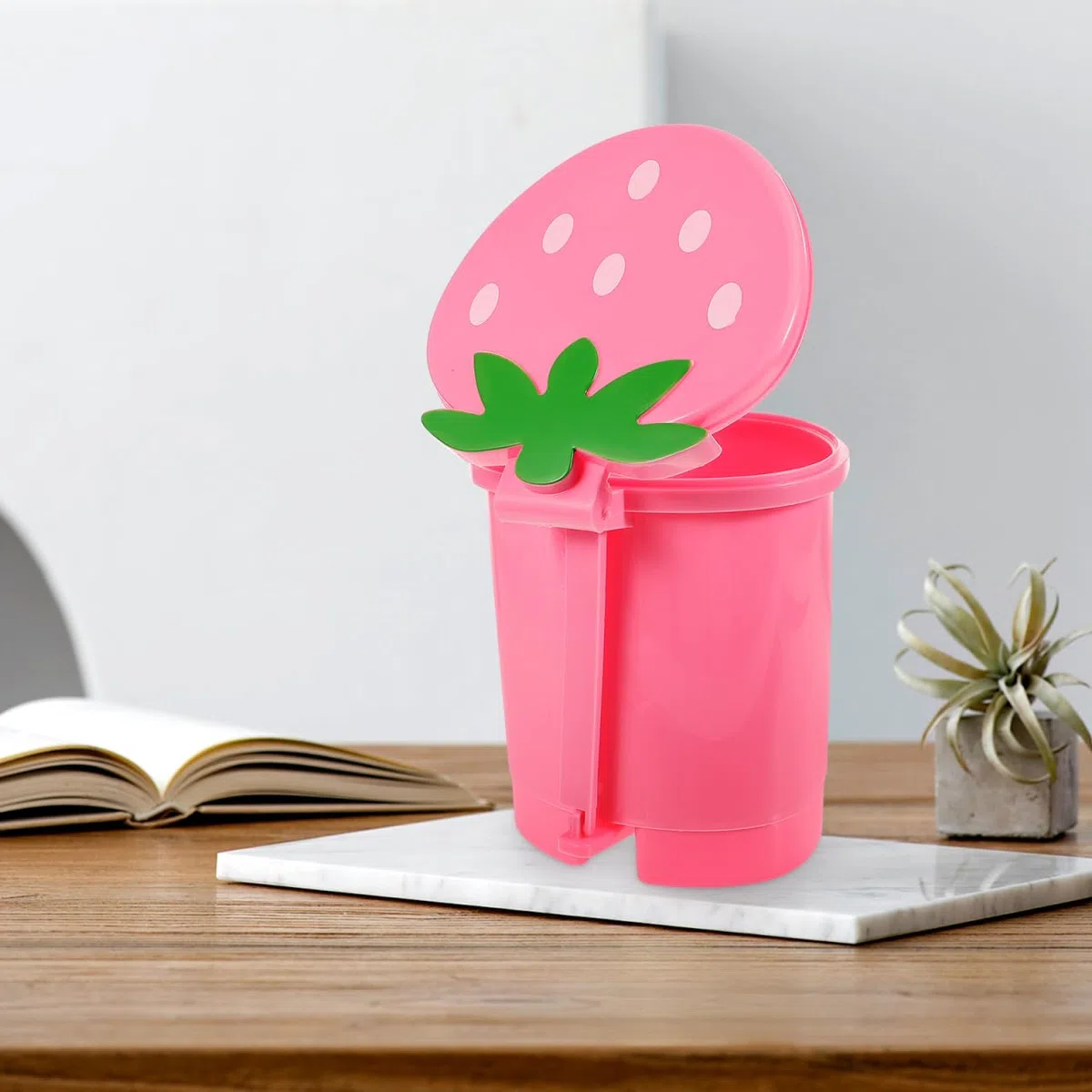 Zerodeko Pattumiera Fragola Simpatico Pattumiera Con Coperchio A Pedale Cestino Kawaii Cestino Della Carta Straccia Secchio Della Carta Straccia Per Cameretta Bambina Decorazioni Per La