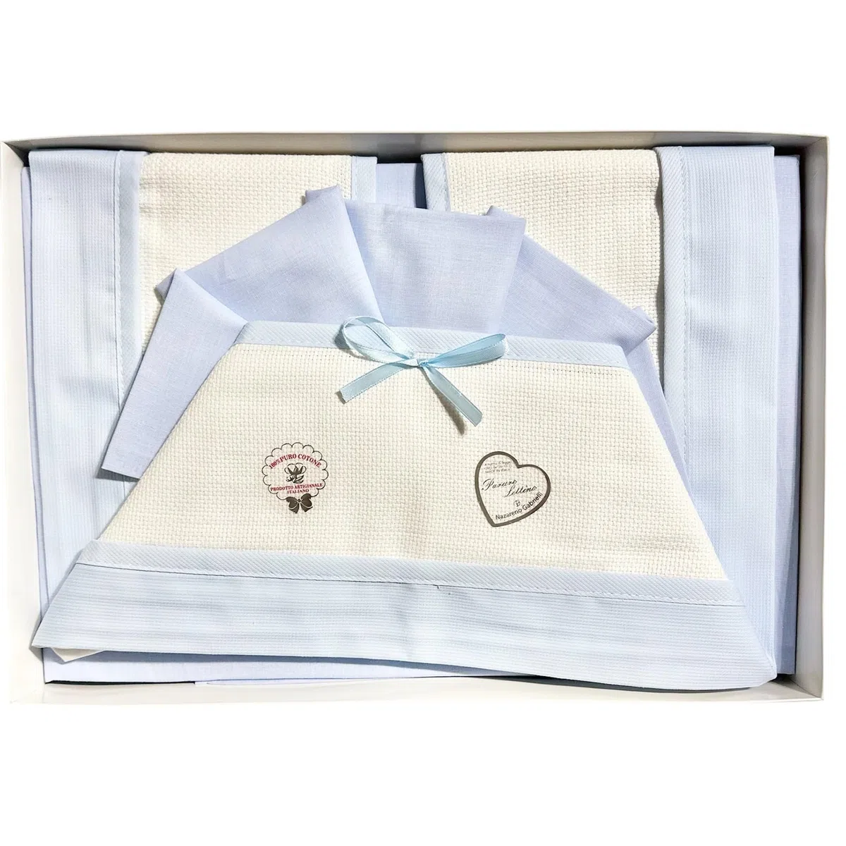 ADF Lenzuolino lettino neonato con tela aida,ottimo per idea regalo.Set composto da 3 pz,lenzuolo sopra+lenzuolo sotto+federa.100% Cotone misura 120X180 Made in Italy