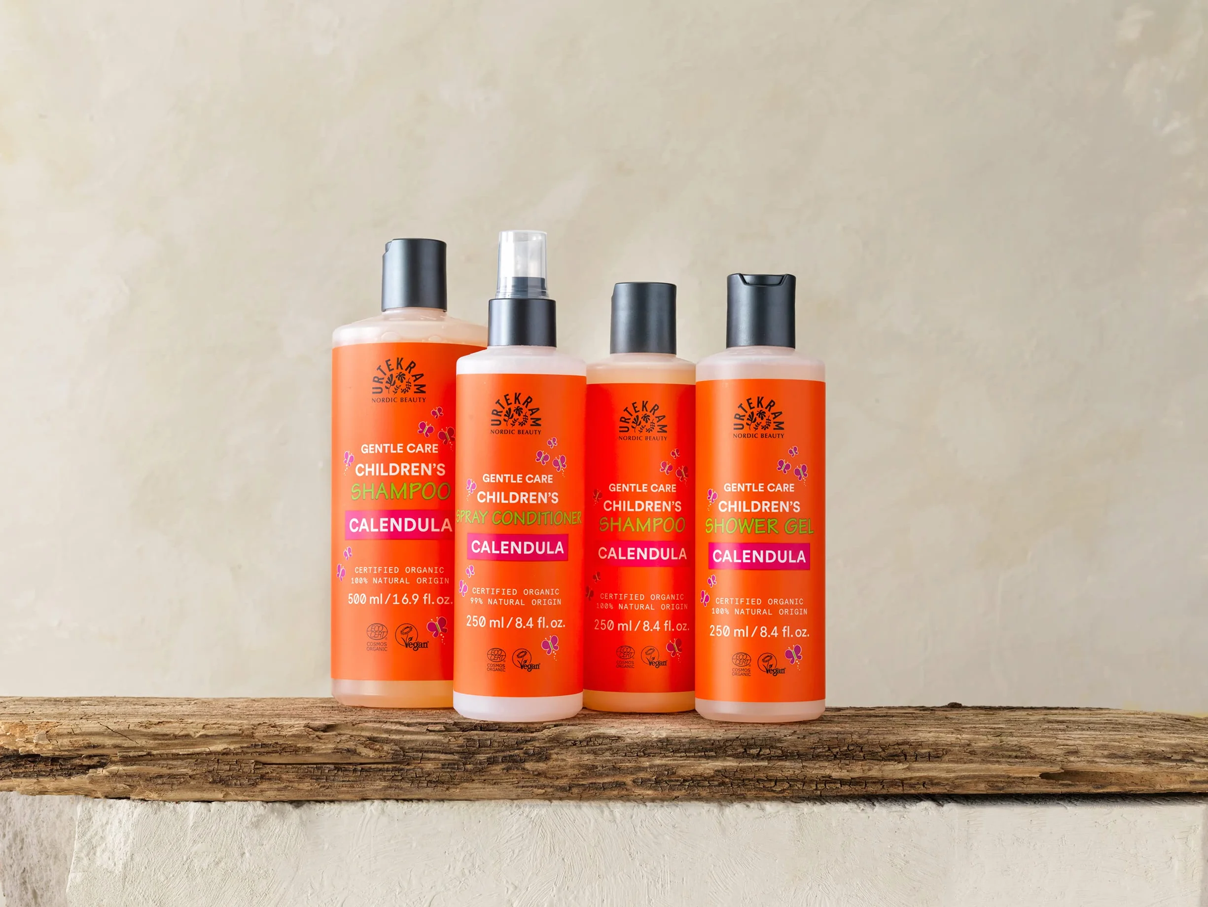 CHAMPU CALENDULA NIÑOS 500ml. ECO – può essere usato più volte alla settimana secondo le esigenze, shampoo delicato che dona leggerezza e freschezza alla chioma, contenuto 500 ml ed è studiato per off