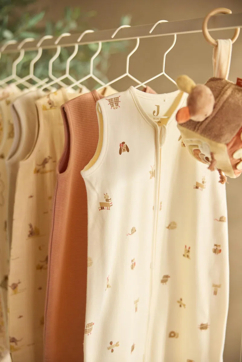 Jollein Sacco nanna per neonati in jersey – 110 cm – Amici degli animali – 100% cotone – 0,5 TOG – Sacco nanna estivo per neonati – Con cerniera – Certificato OEKO-TEX