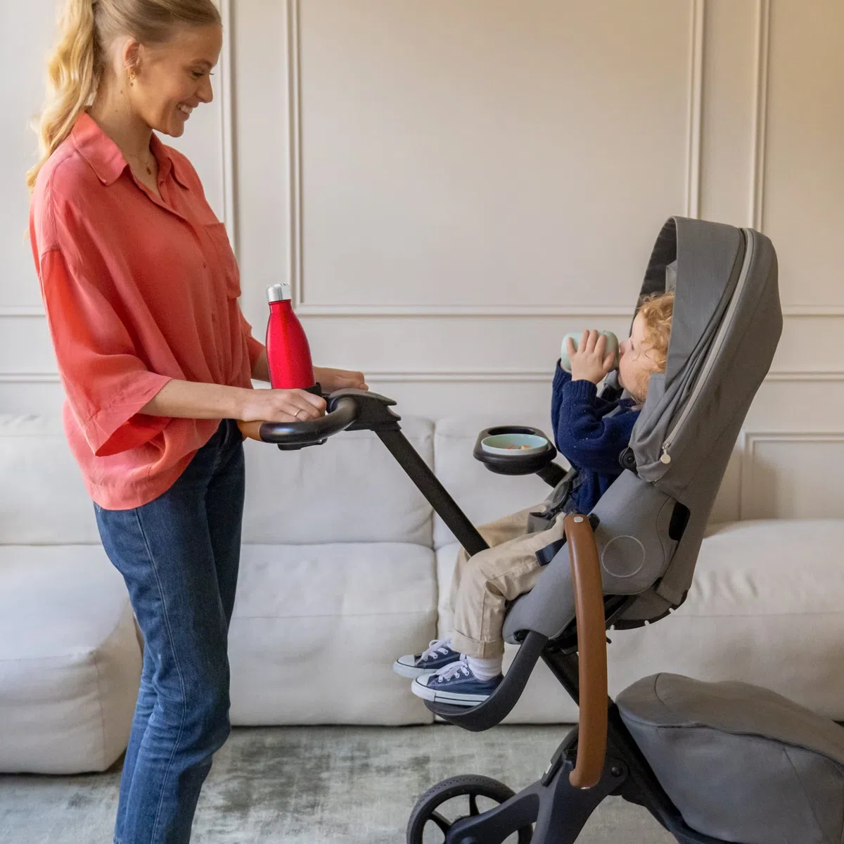 Portabevande per passeggini Stokke, Nero - Compatibile con i passeggini Stokke Xplory X, i passeggini Trailz & Beat + lo stand Stokke Flexi Bath
