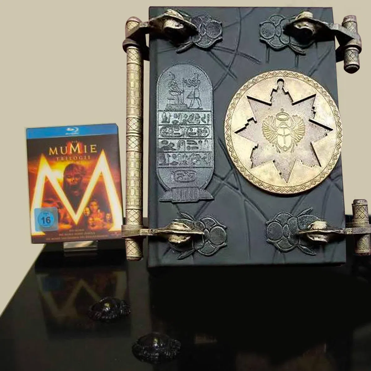 Mummia Prop Repliche Libro dei Morti - Scultura in resina fatta a mano, manufatto magico egiziano antico, decorazione realistica in stile film | Ornamento da collezione per regalo souvenir