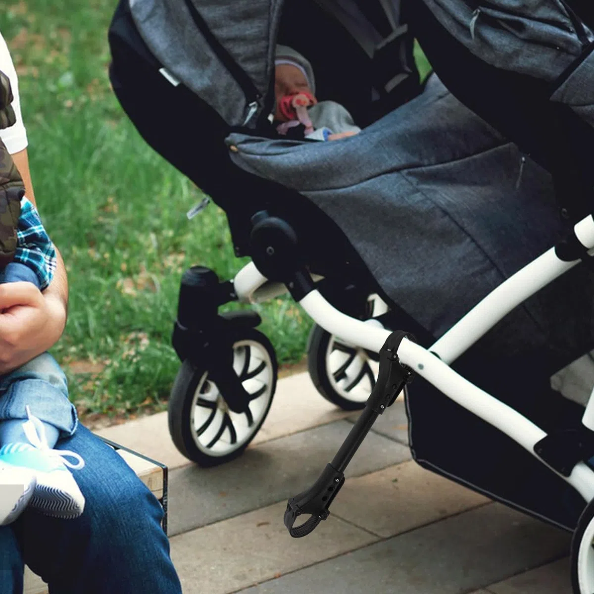 Connettore per Passeggini Gemellari 2 Pezzi in Alluminio Nero, Collegatore Doppio per Carrozzine, Accessorio Esterno per Unire Due Passeggini Insieme, Uso Pratico per Famiglie