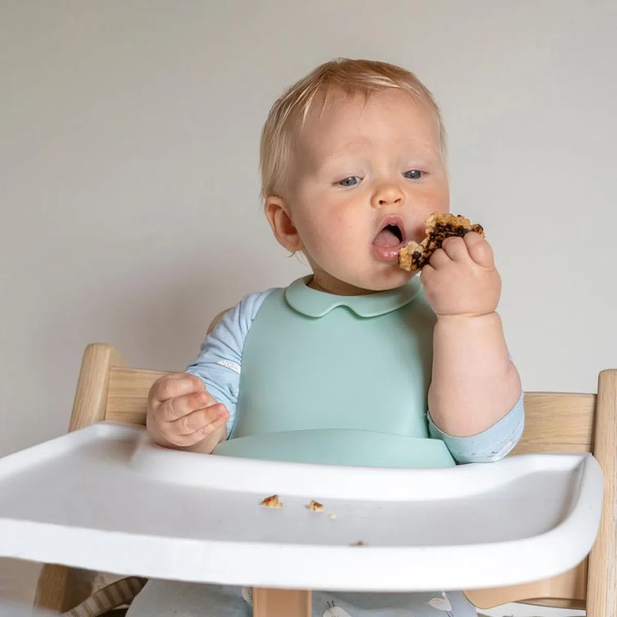 Stokke Tripp Trapp per seggiolone con superficie liscia e forte aspirazione, realizzato in plastica per uso alimentare (senza piombo e ftalati)