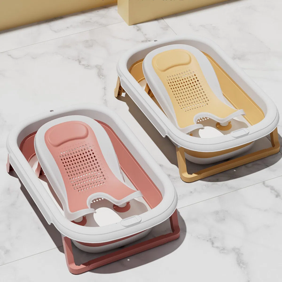 Neonati Butt Wash Tool Bambini Bagno Stand Portatile Baby Ass Lavaggio Stand Può Sedersi o Sdraiarsi per il Lavaggio